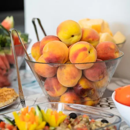 Dolphin Beach-делфин бийч Rawda