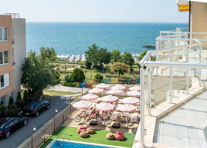 Hotel Dolphin Beach-делфин бийч Ravda