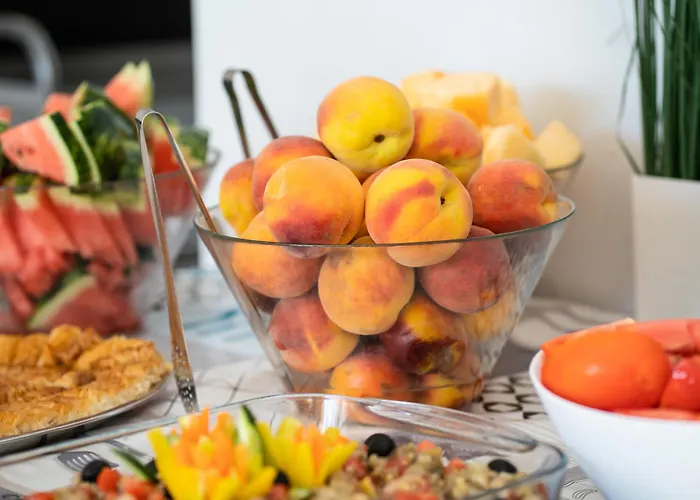 Dolphin Beach-делфин бийч Ravda