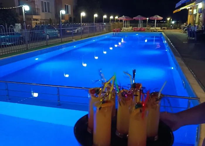 Hotel Dolphin Beach-делфин бийч Ravda